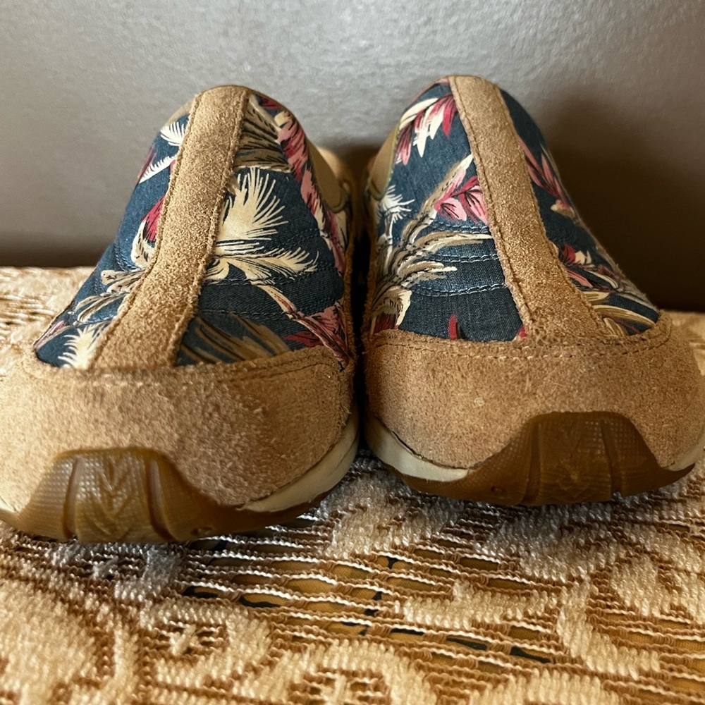 Easy Spirit Womens Slip-On Sneakers EST TravelTime 240 Tropical Hawaiian Print - Picture 12 of 15